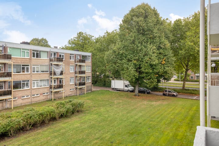 Foto 8 van Joost van den Vondellaan 22