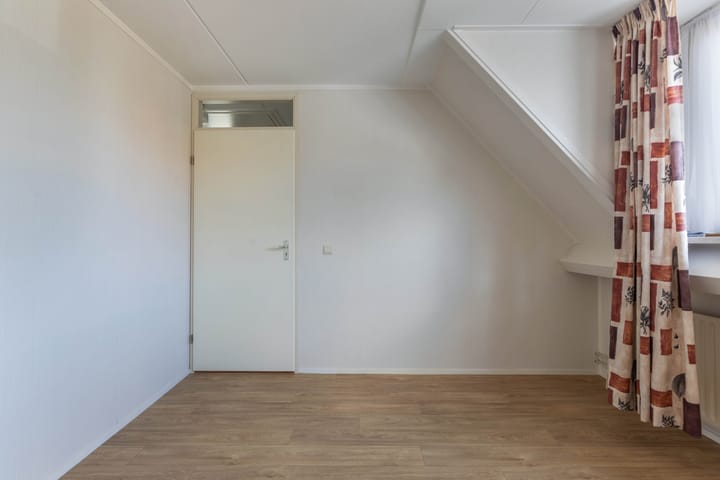 Foto 31 van Lijsterstraat 9