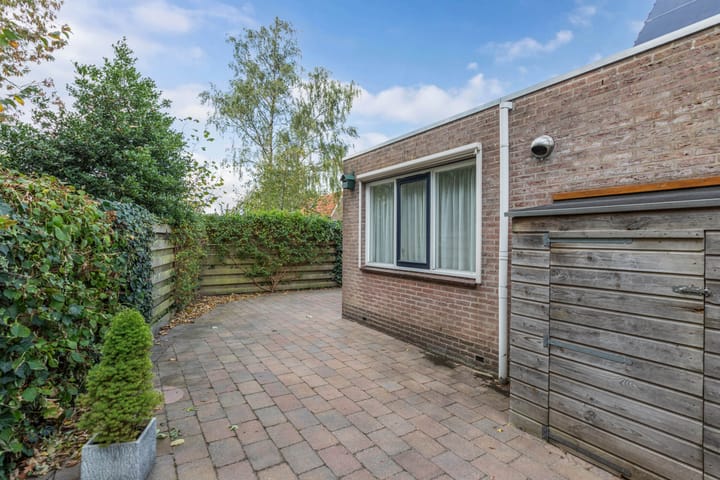 Foto 41 van Lijsterstraat 9