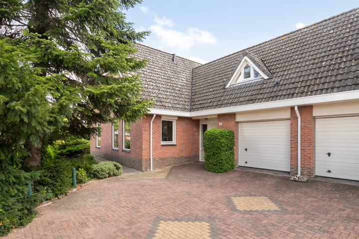 Photo 5 of Douwes Dekkerlaan 80