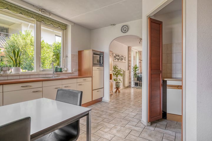 Photo 14 of Douwes Dekkerlaan 80