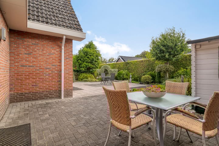 Photo 16 of Douwes Dekkerlaan 80