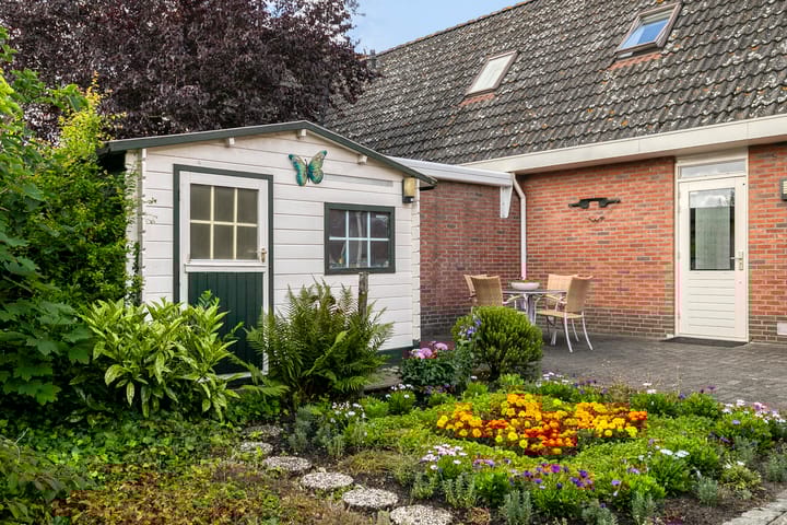 Photo 20 of Douwes Dekkerlaan 80