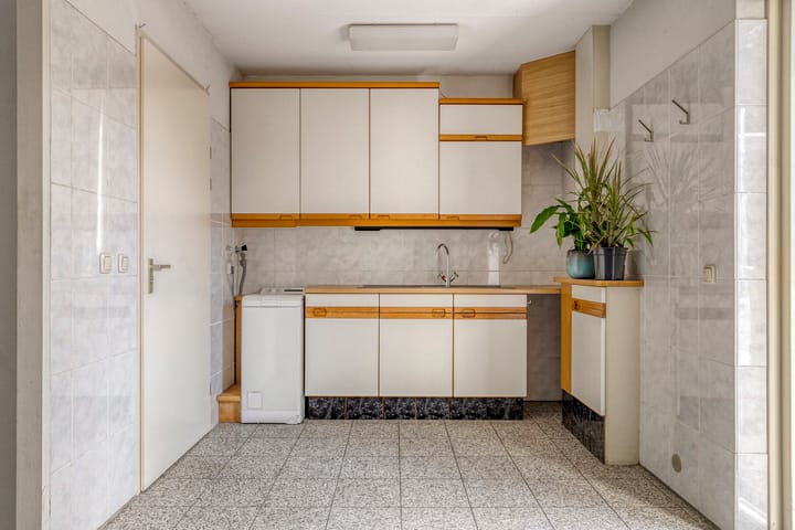 Photo 22 of Douwes Dekkerlaan 80