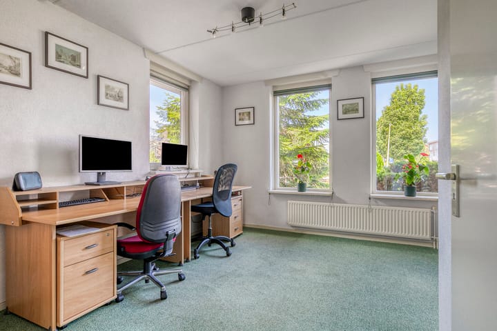 Photo 24 of Douwes Dekkerlaan 80