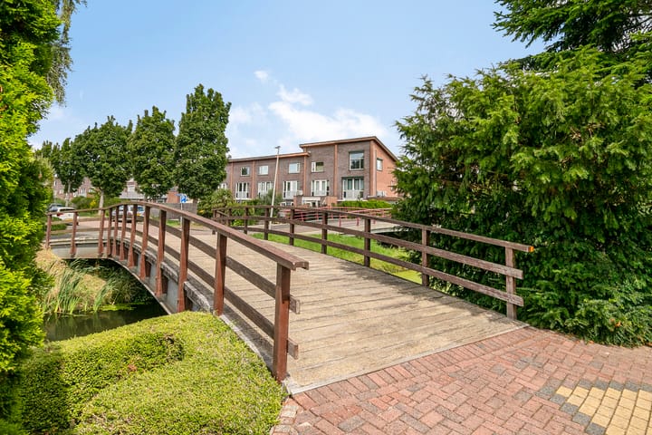 Photo 41 of Douwes Dekkerlaan 80