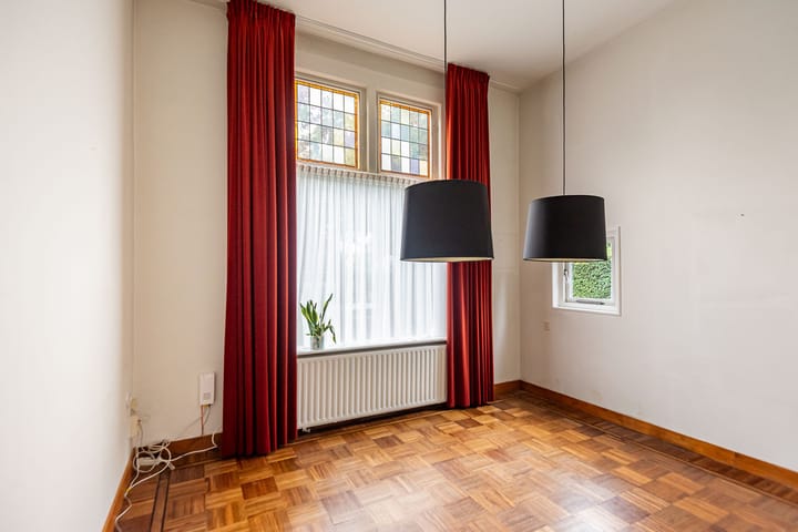 Foto 24 van Stationsweg 4