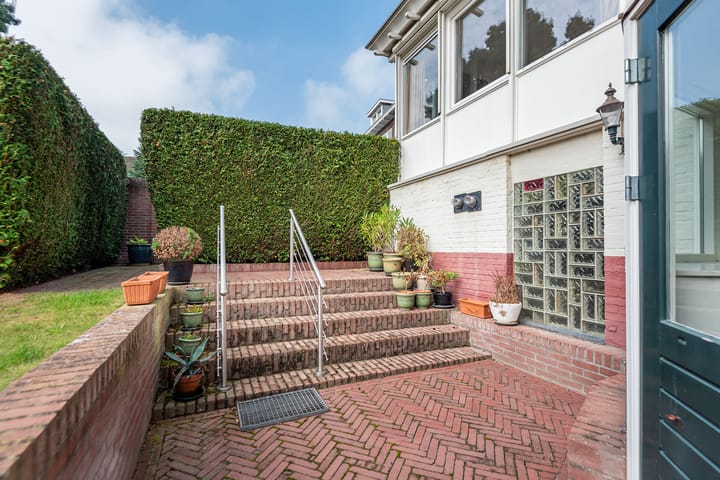 Foto 67 van Stationsweg 4