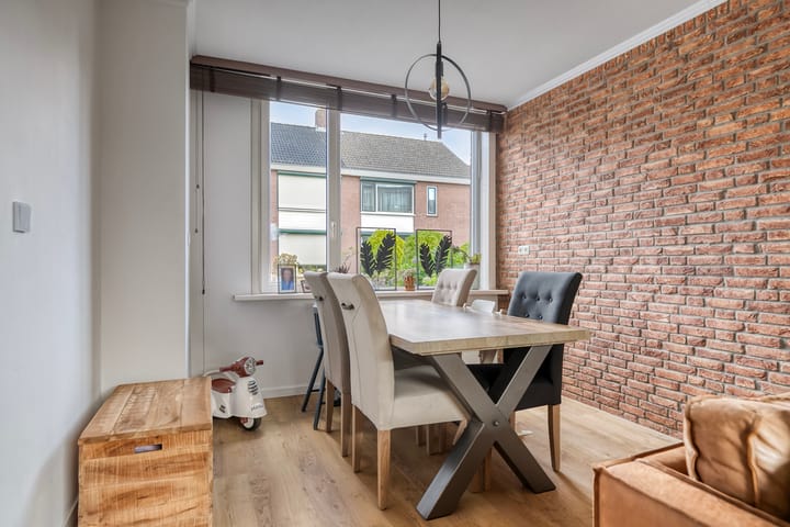 Photo 11 of Dokter Vermetstraat 23