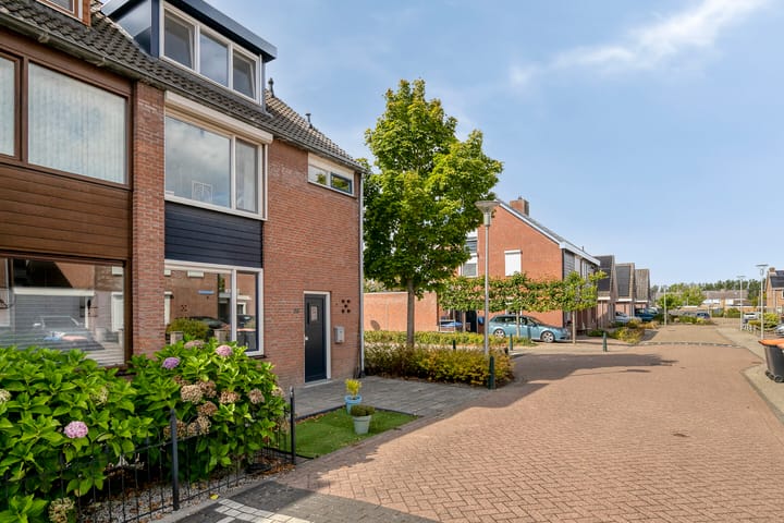 Photo 40 of Dokter Vermetstraat 23