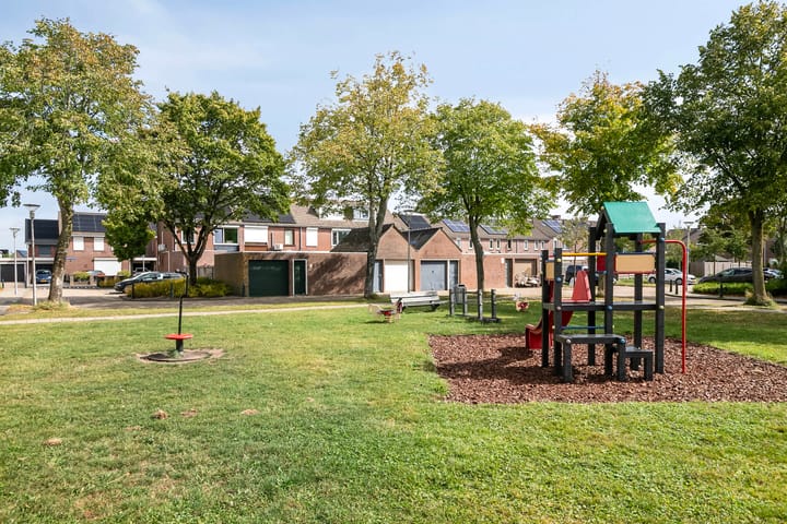 Photo 43 of Dokter Vermetstraat 23