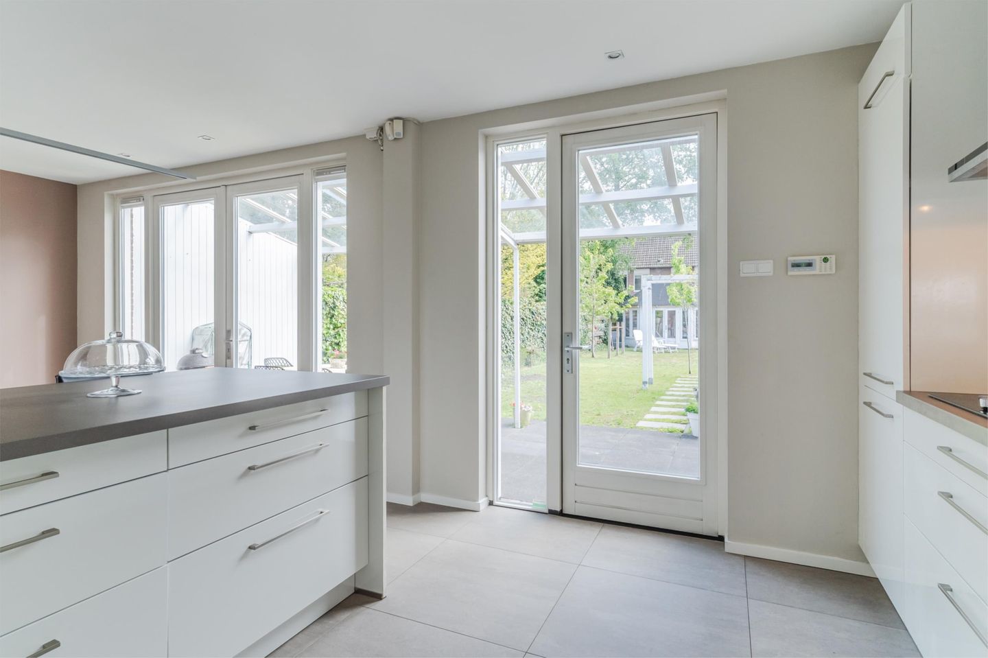 Photo 14 of Burgemeester Sweensplein 21