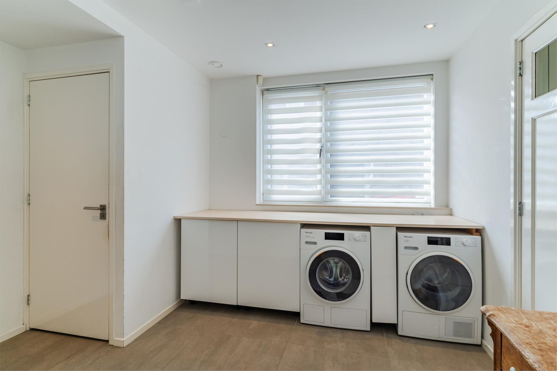 Photo 15 of Burgemeester Sweensplein 21