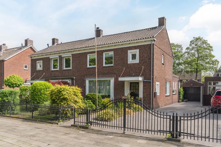 Foto 42 van Burgemeester Sweensplein 21