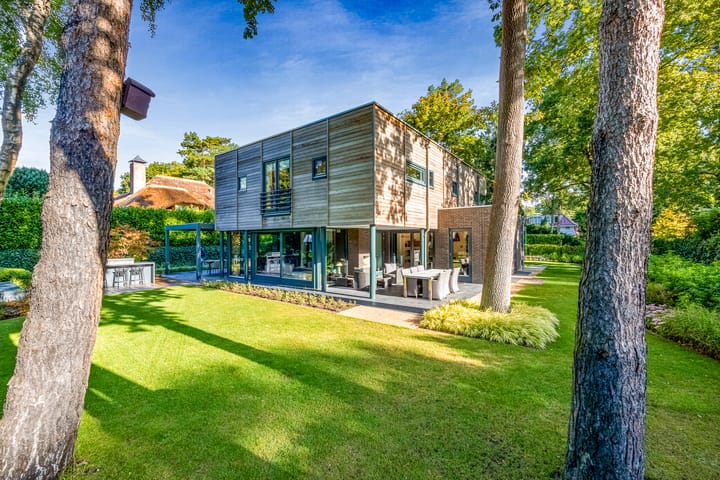 Foto 2 van Esdoornlaan 3