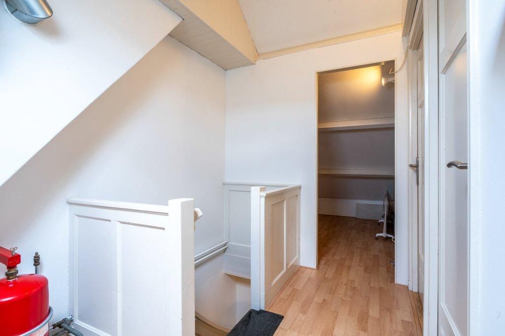 Foto 23 van Witte de Withweg 16