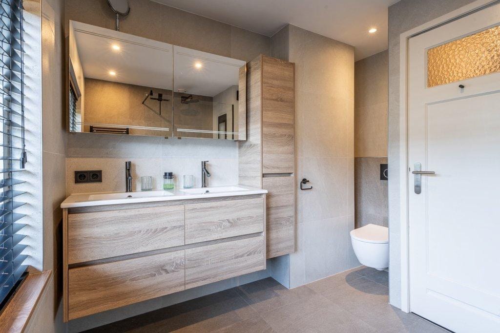 Foto 20 van Witte de Withweg 16