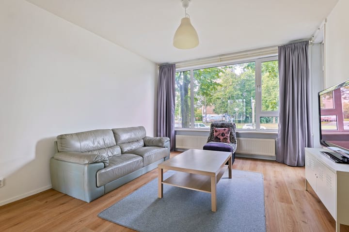 Foto 8 van Lou Jansenplein 52-H