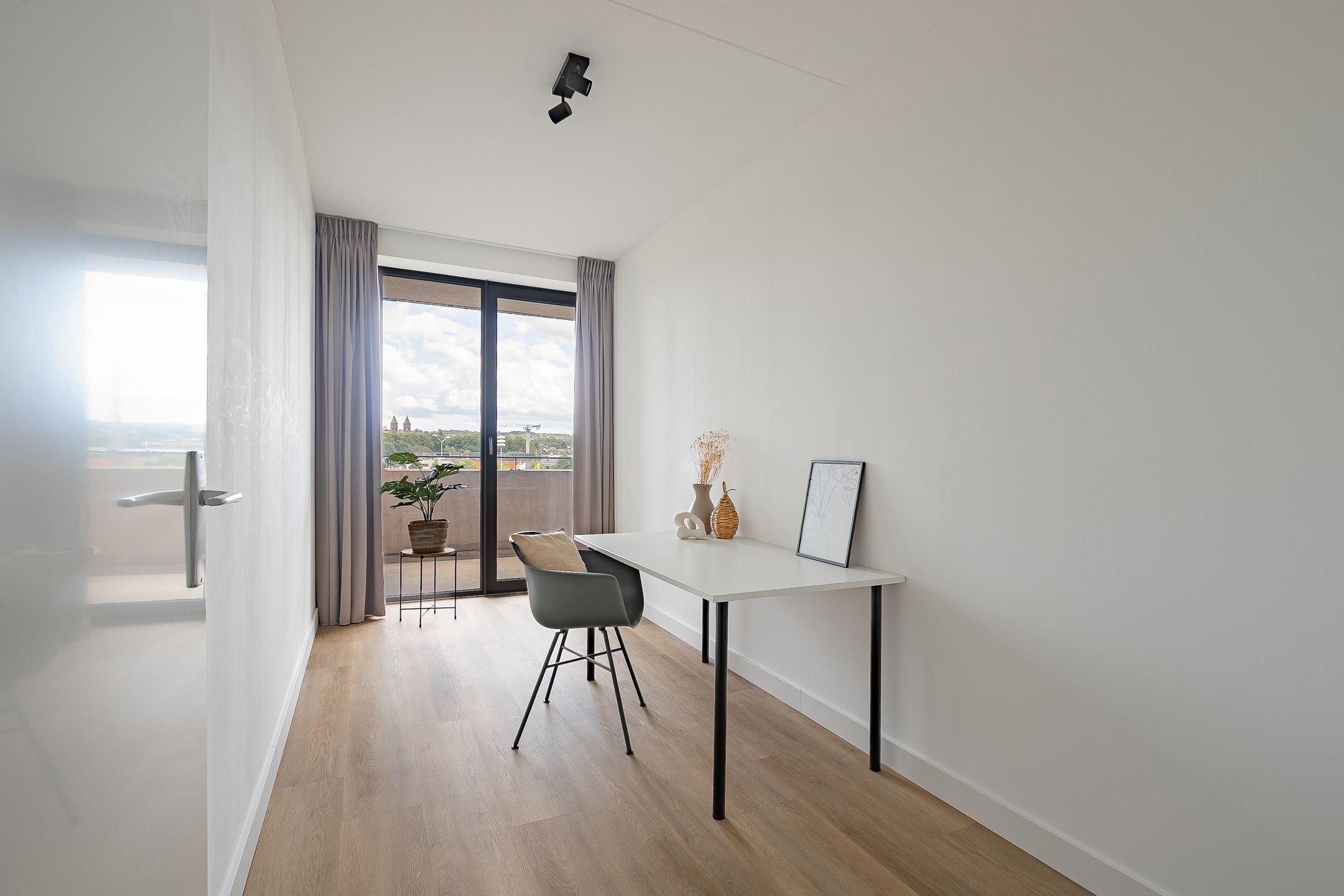 Foto 9 van Frederik Hendriklaan 50-D03