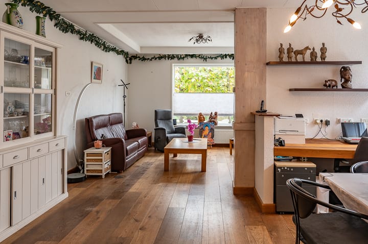 Photo 2 of Molenweg 43