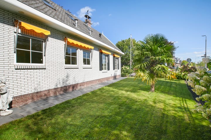 Photo 8 of Dorpsstraat 1-A