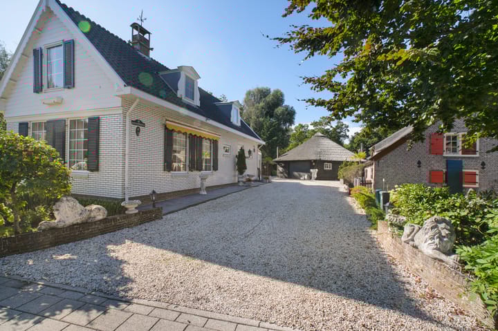 Photo 9 of Dorpsstraat 1-A