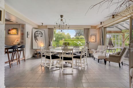 Besselaar 7 secondary image