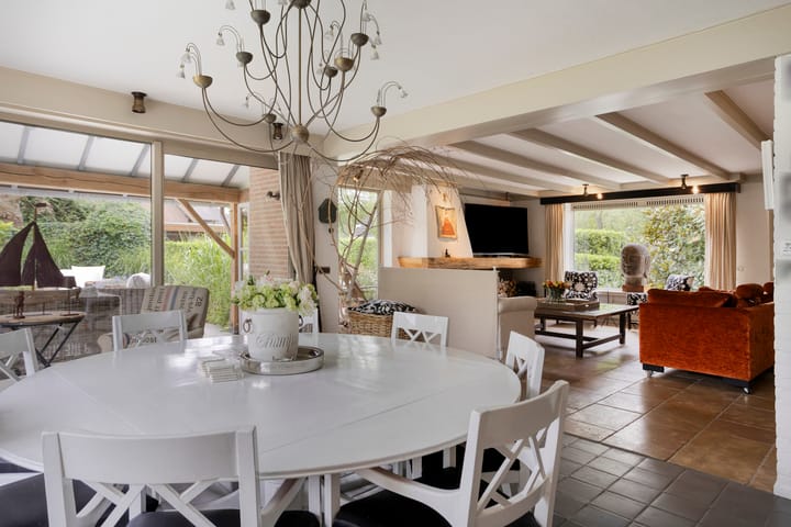 Photo 11 of Besselaar 7