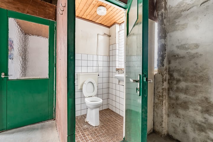 Photo 28 of Leidsevaart 176