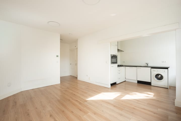 Foto 2 van Woestduinstraat 17-2