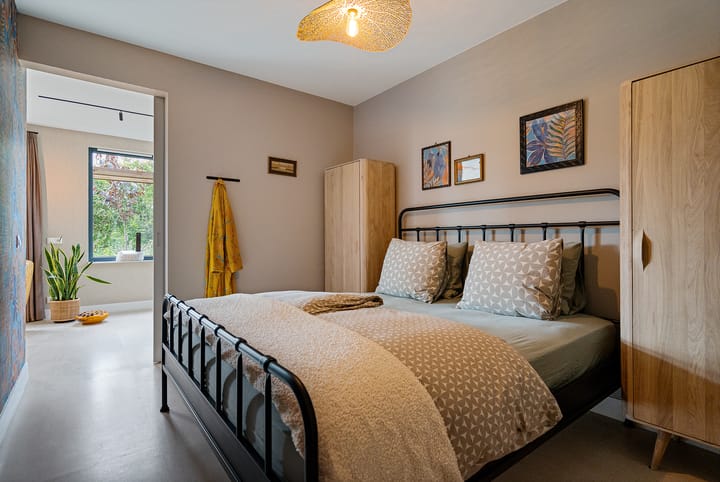 Photo 20 of Wateren 13-C