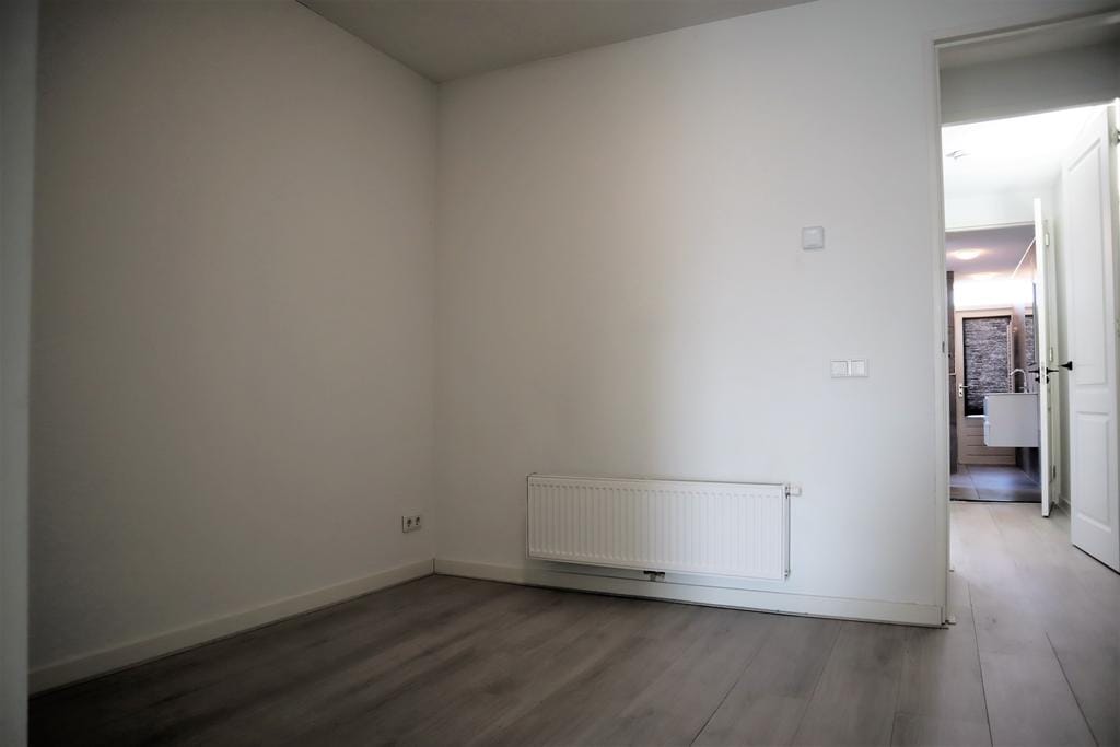 Photo 12 of Mient 25-A