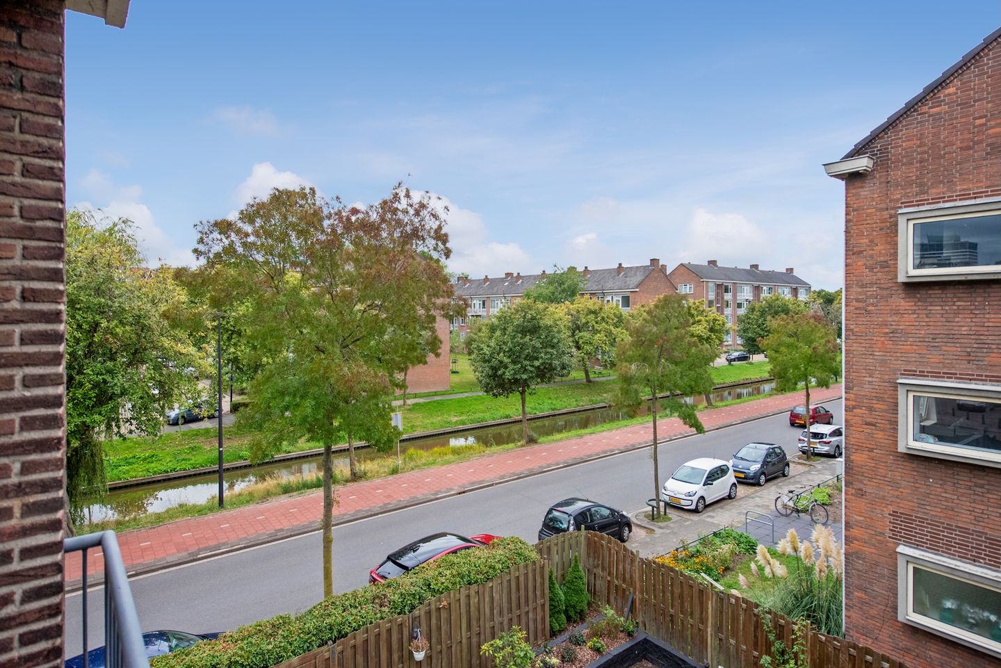 Foto 19 van Minister Aalberselaan 142