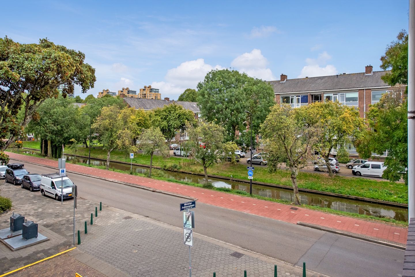 Foto 20 van Minister Aalberselaan 142