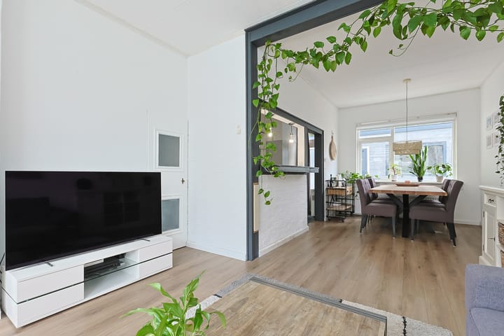 Foto 11 van Hedastraat 12