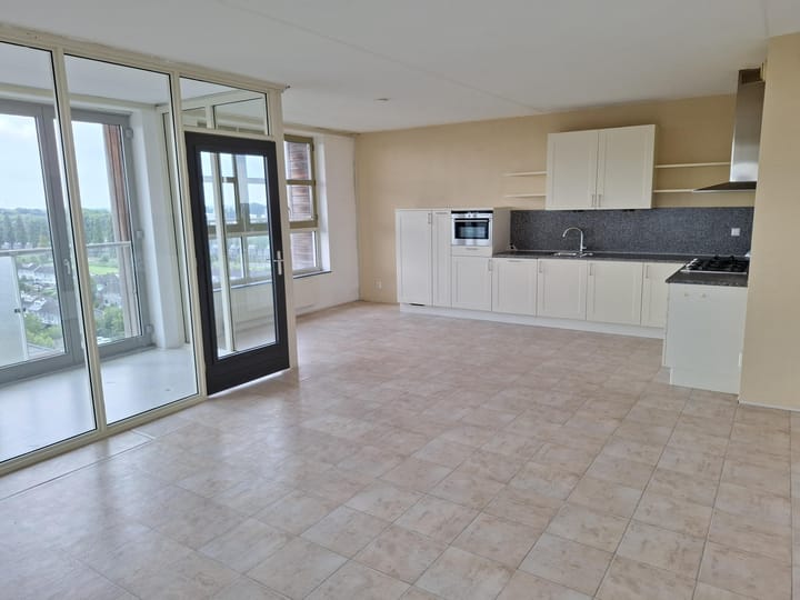 Foto 2 van Maarten Harpertsz. Trompweg 128