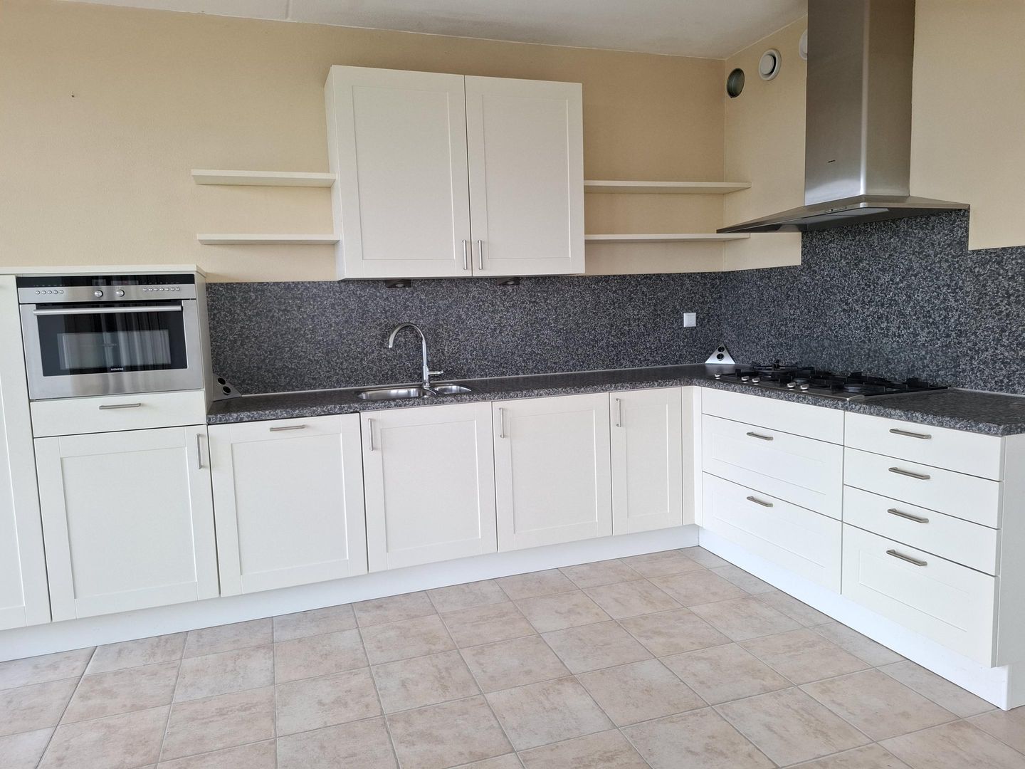 Foto 5 van Maarten Harpertsz. Trompweg 128