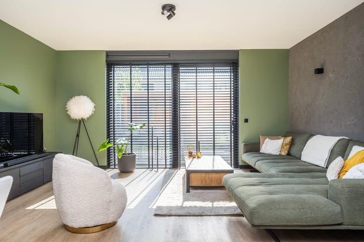 Foto 19 van Botlekhof 9