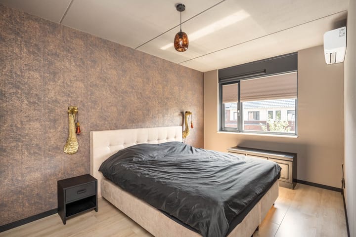 Foto 30 van Botlekhof 9