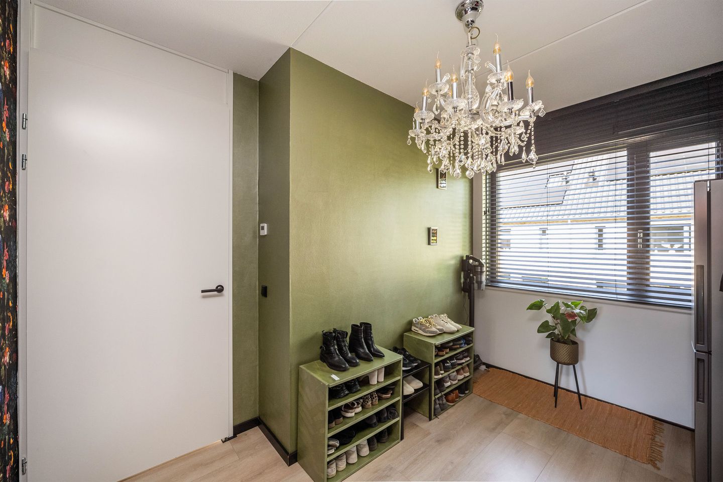 Foto 34 van Botlekhof 9