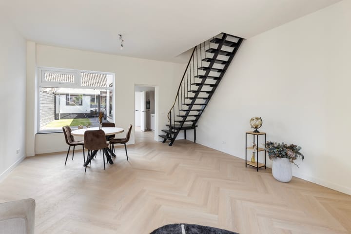 Foto 10 van Industriestraat 25