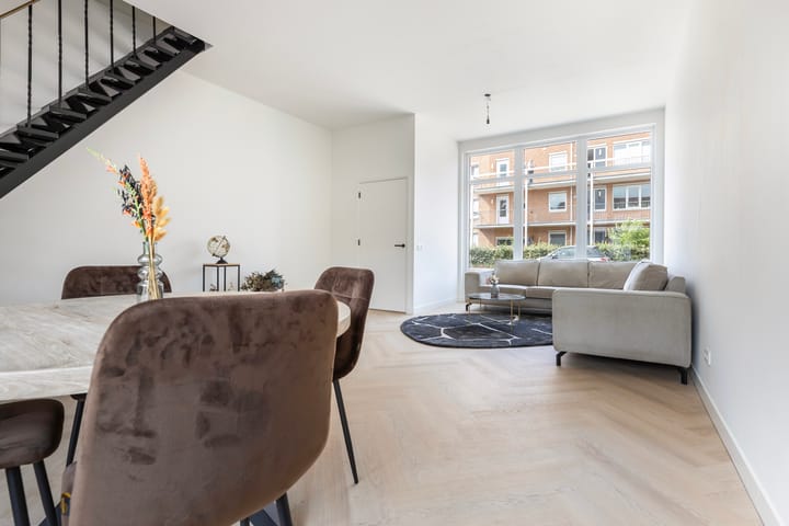 Foto 13 van Industriestraat 25