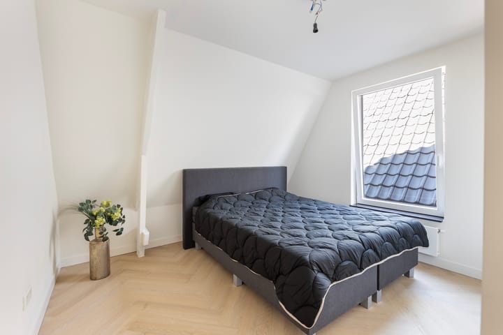 Foto 19 van Industriestraat 25