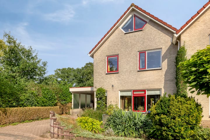 Foto 8 van de Esch 15