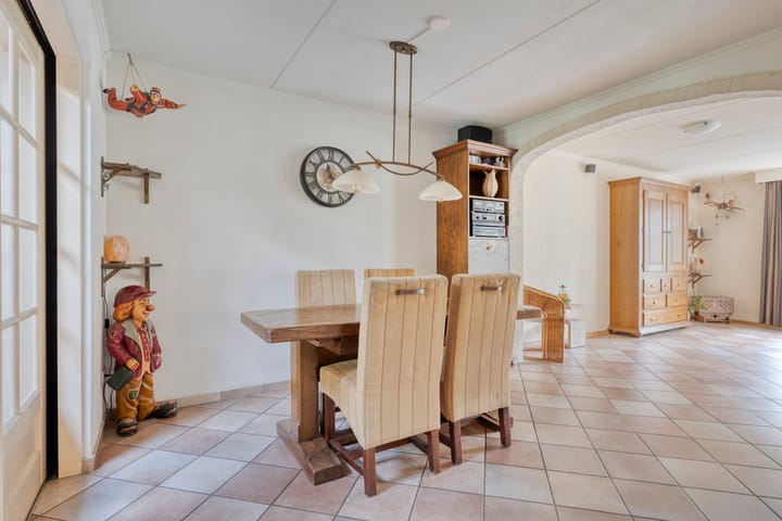 Foto 19 van de Esch 15