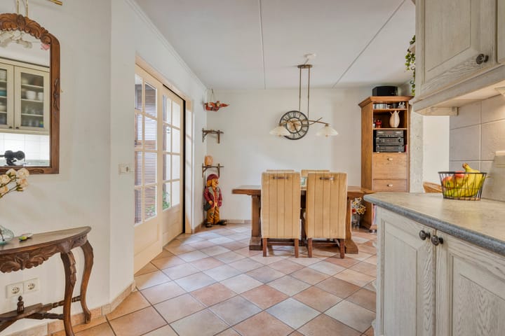 Foto 22 van de Esch 15