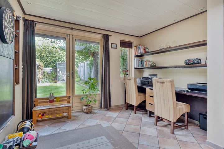 Foto 23 van de Esch 15