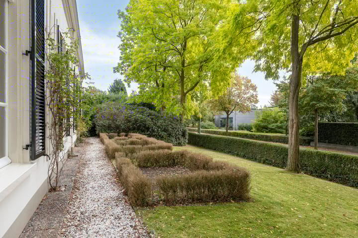 Photo 77 of Bredevoortsestraatweg 67