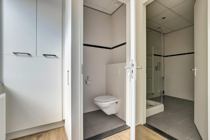 Photo 17 of Einsteinstraat 14-K1