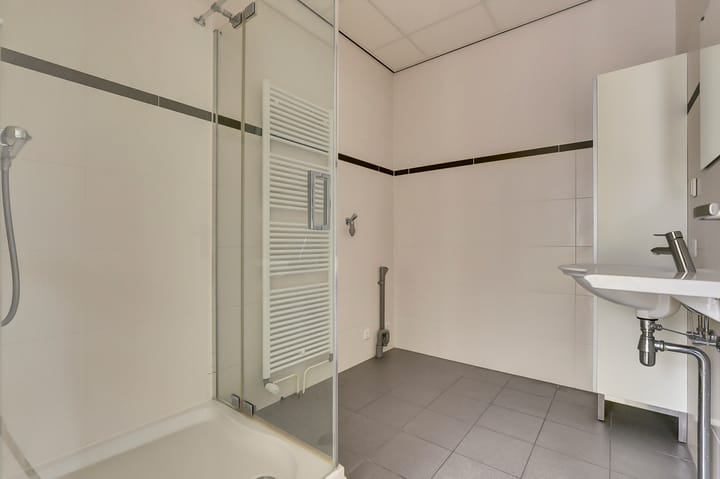 Photo 19 of Einsteinstraat 14-K1